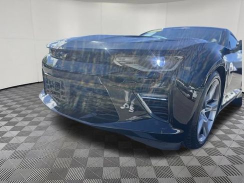 Used 2016 Chevrolet Camaro SS RWD image 12