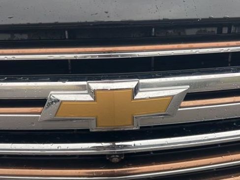 Used 2022 Chevrolet Tahoe High Country AWD/4WD image 17