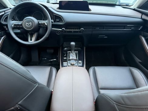 Certified 2025 MAZDA CX-30 2.5 Turbo w/ Premium Plus Pkg image 17