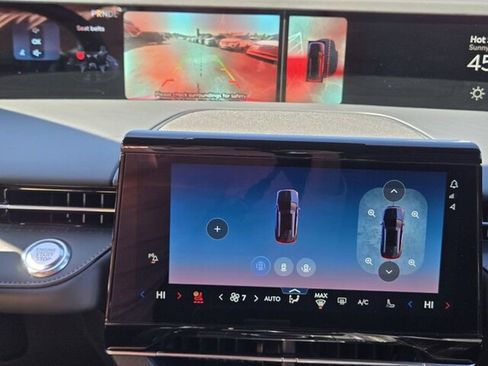 Used 2024 Lincoln Nautilus Reserve w/ Jet Appearance Package (87T) image 29