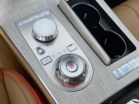 New 2026 Genesis G80 2.5T Advanced image 19