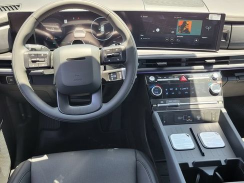 New 2026 Hyundai Santa Fe Calligraphy FWD image 6