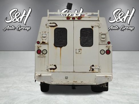 Used 2004 Chevrolet Express 3500 RWD image 13