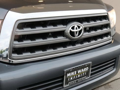 Used 2013 Toyota Sequoia SR5 AWD/4WD image 53