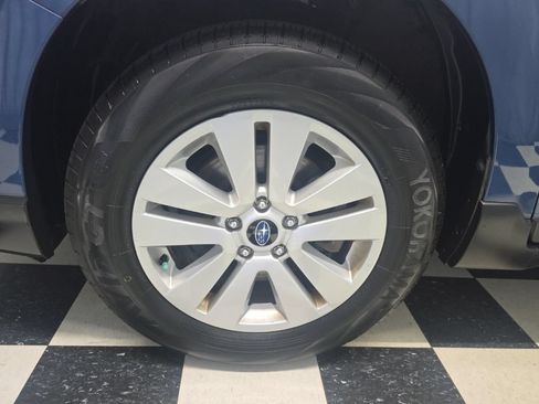 Used 2019 Subaru Outback 2.5i AWD/4WD image 8