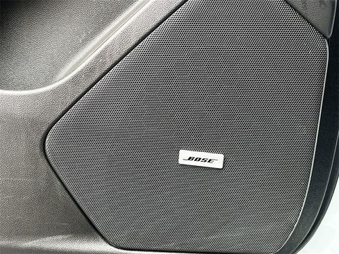 Certified 2025 Cadillac XT5 Premium Luxury image 18