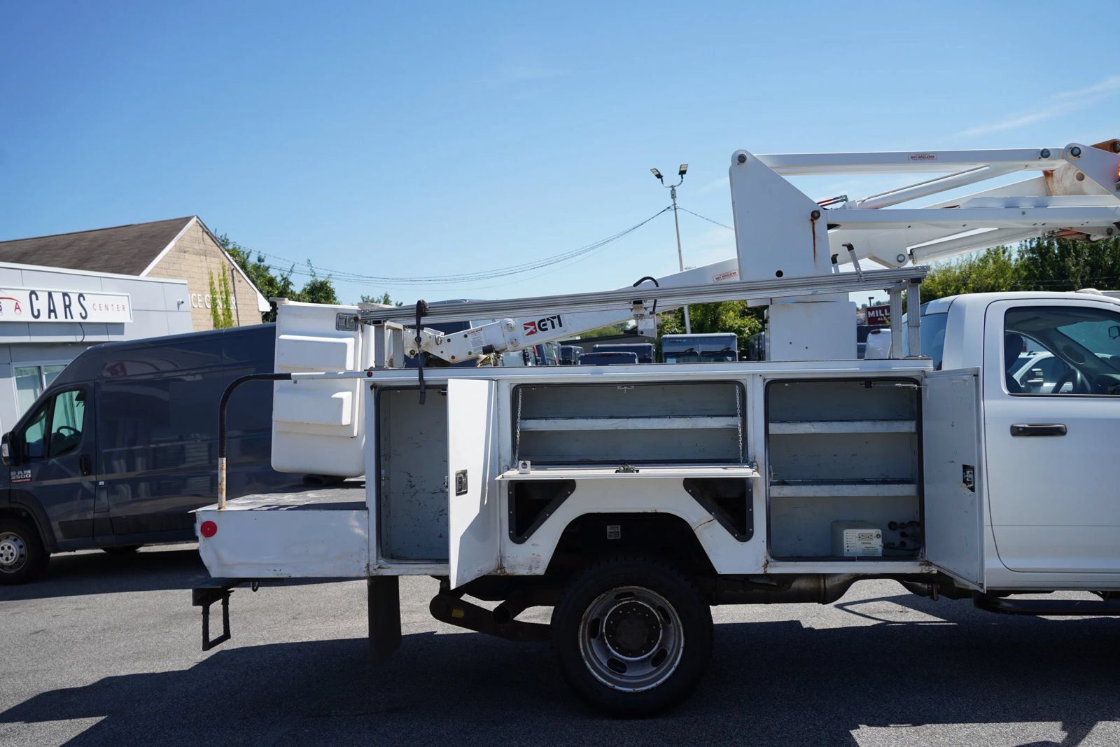 Used 2015 RAM 5500 Tradesman w/ Cold Weather Group AWD/4WD image 12