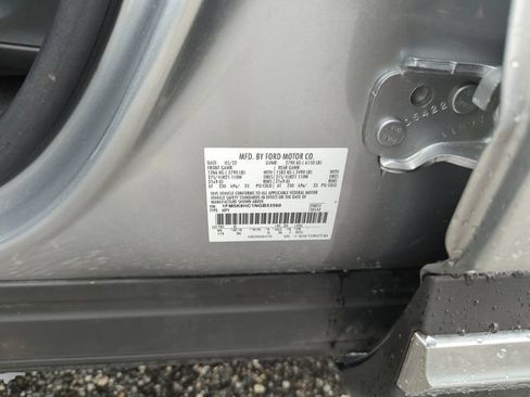 Used 2022 Ford Explorer Platinum w/ Equipment Group 601A AWD/4WD image 50