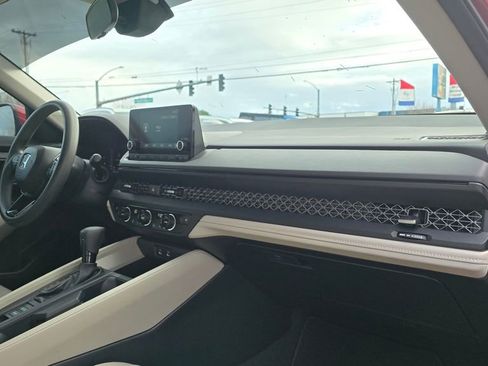 Used 2024 Honda Accord EX image 12