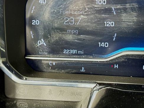 Used 2023 Chevrolet Silverado 1500 RST AWD/4WD image 13