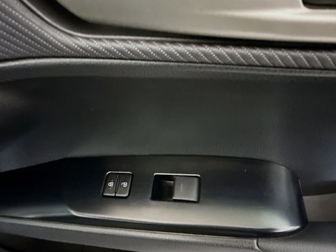 Used 2025 Toyota Camry SE image 31