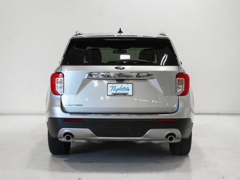 Used 2023 Ford Explorer Limited w/ Equipment Group 301A image 6