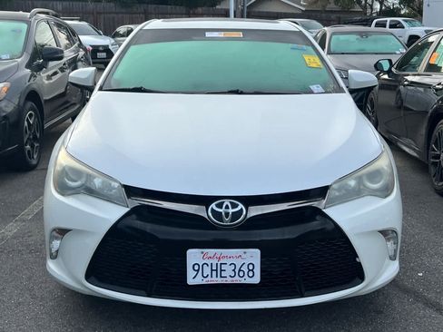Used 2016 Toyota Camry SE image 6