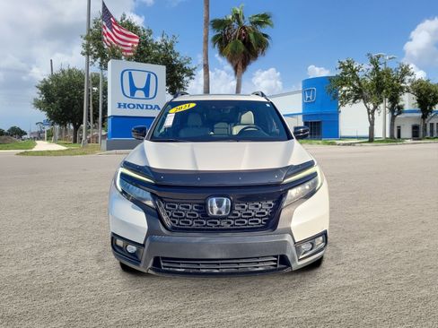 Used 2021 Honda Passport Elite image 2