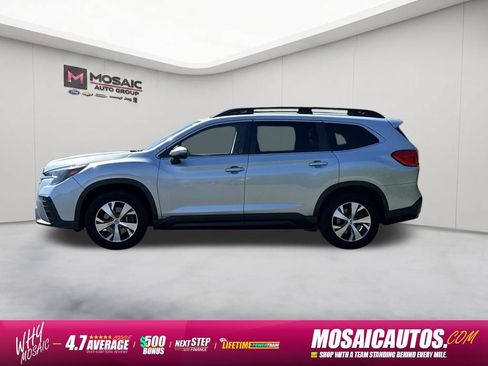 Used 2023 Subaru Ascent Premium AWD/4WD image 4