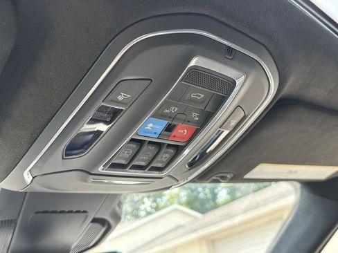 Used 2024 Jeep Wagoneer Launch Edition AWD/4WD image 26