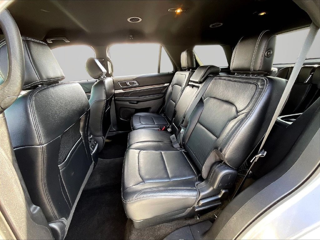 Used 2016 Ford Explorer Limited AWD/4WD image 21