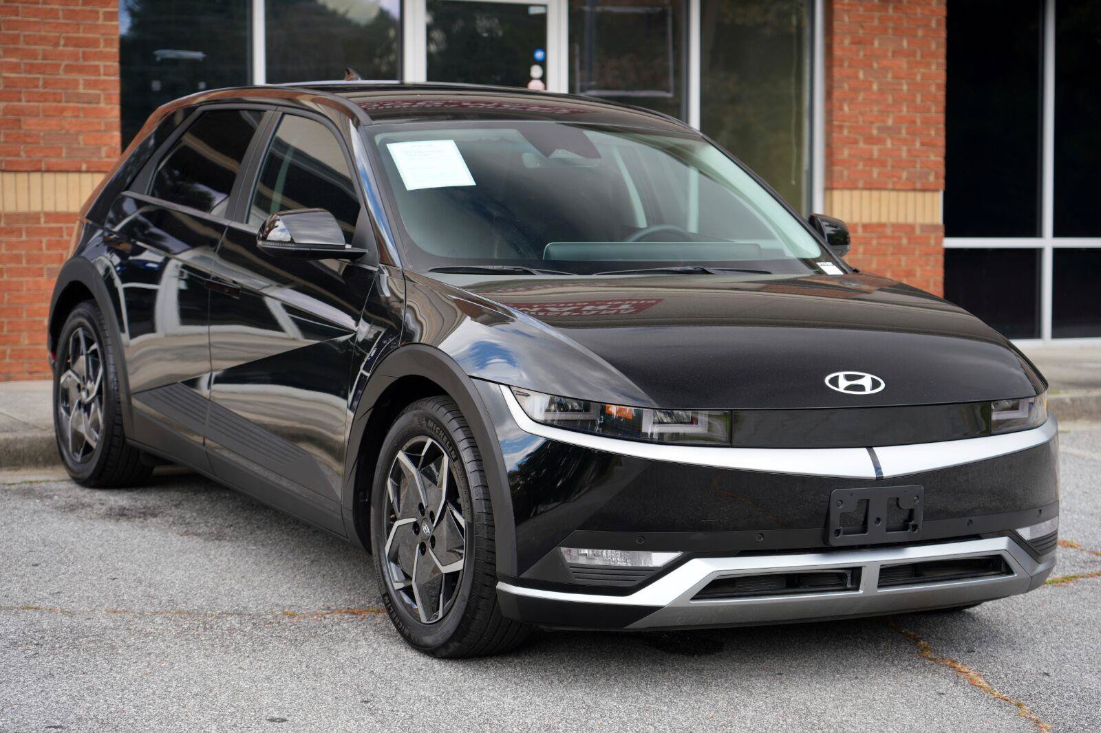 Used 2024 Hyundai Ioniq 5 SEL RWD image 50