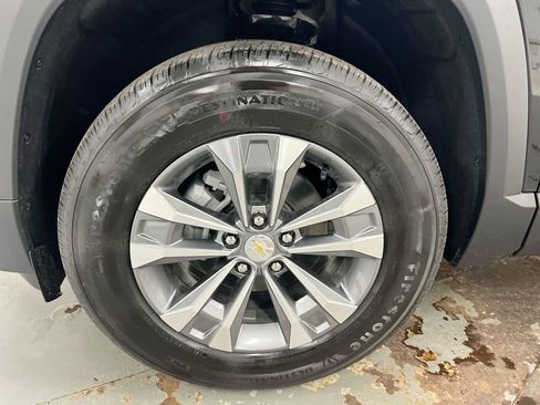 New 2026 Chevrolet Equinox LT FWD image 27