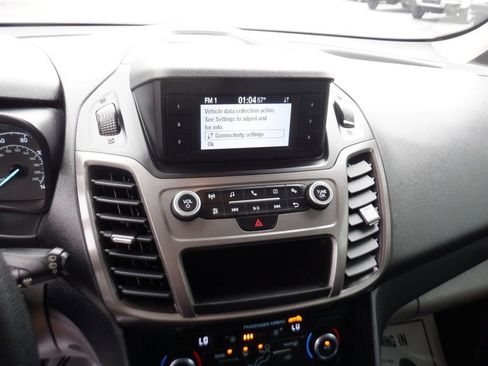 Used 2022 Ford Transit Connect XL image 23