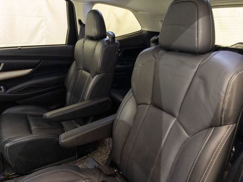 Used 2020 Subaru Ascent Limited w/ Technology Package image 11