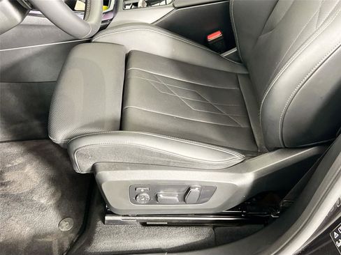 Certified 2025 BMW X3 xDrive30i w/ Premium Package image 18