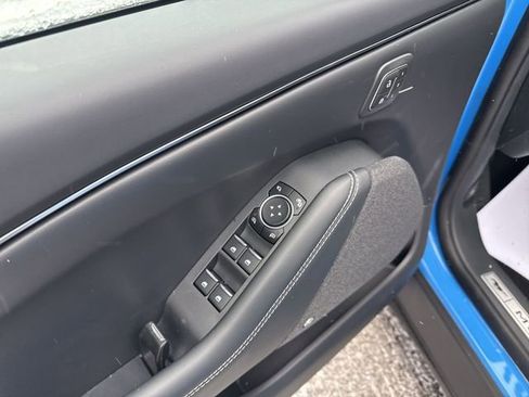 Used 2023 Ford Mustang Mach-E Premium image 17