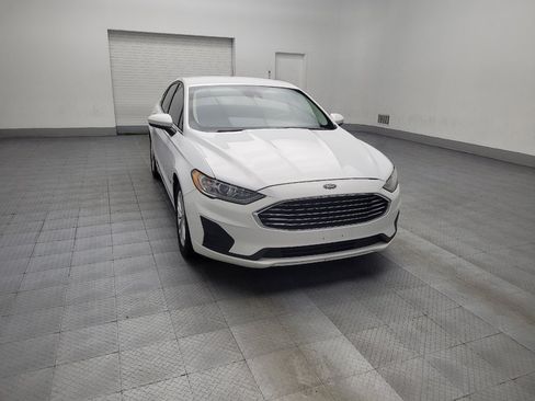Used 2019 Ford Fusion SE image 13