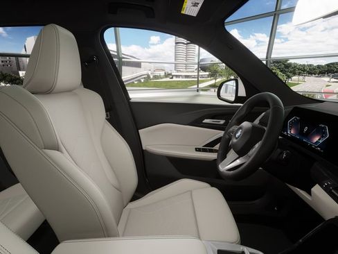 New 2026 BMW X1 xDrive28i w/ Technology Package image 9