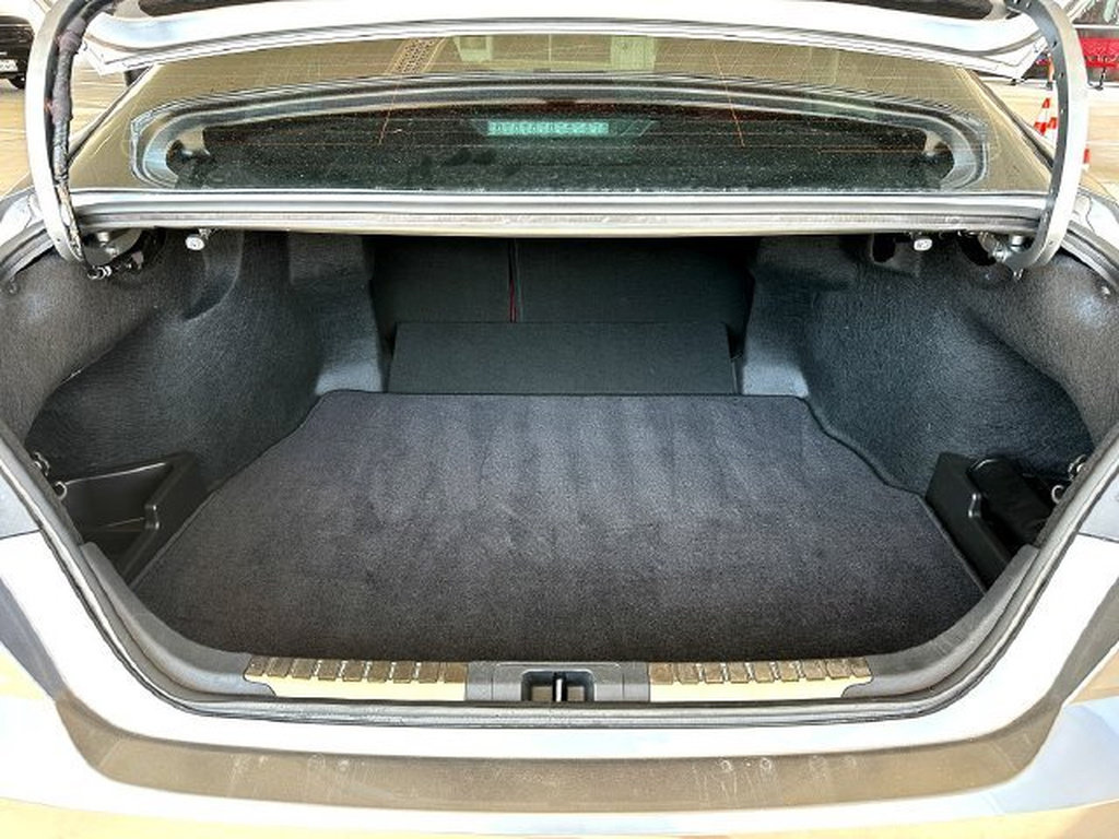 Certified 2025 Toyota Camry XSE FWD image 31