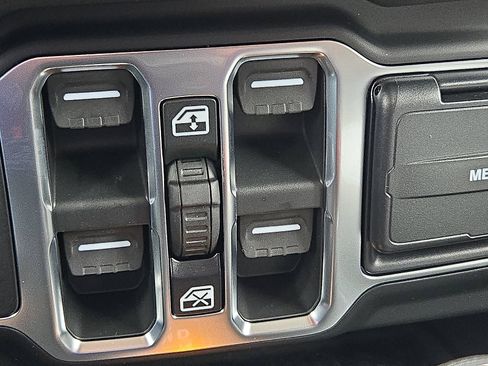 New 2026 Jeep Gladiator Sport image 12