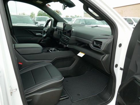 New 2026 Chevrolet Silverado EV LT image 9