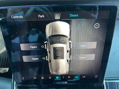 Used 2025 Cadillac Escalade Sport w/ Touring Package AWD/4WD image 40