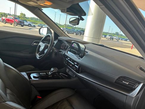 Used 2021 Nissan Rogue Platinum AWD/4WD image 21