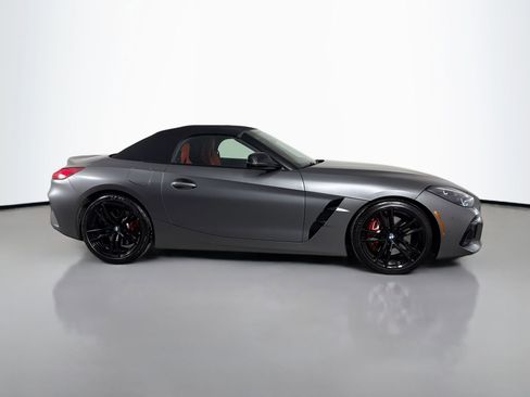Certified 2023 BMW Z4 M40i w/ Premium Package image 5