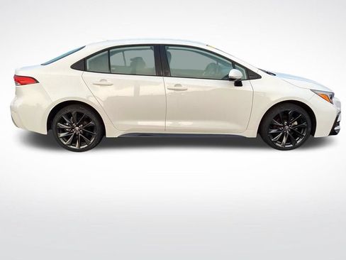 Used 2025 Toyota Corolla SE FWD image 10