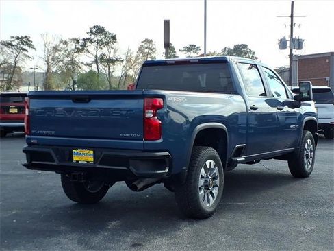 New 2026 Chevrolet Silverado 2500 Custom image 5