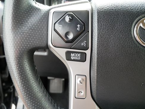 Used 2021 Toyota 4Runner Limited AWD/4WD image 26