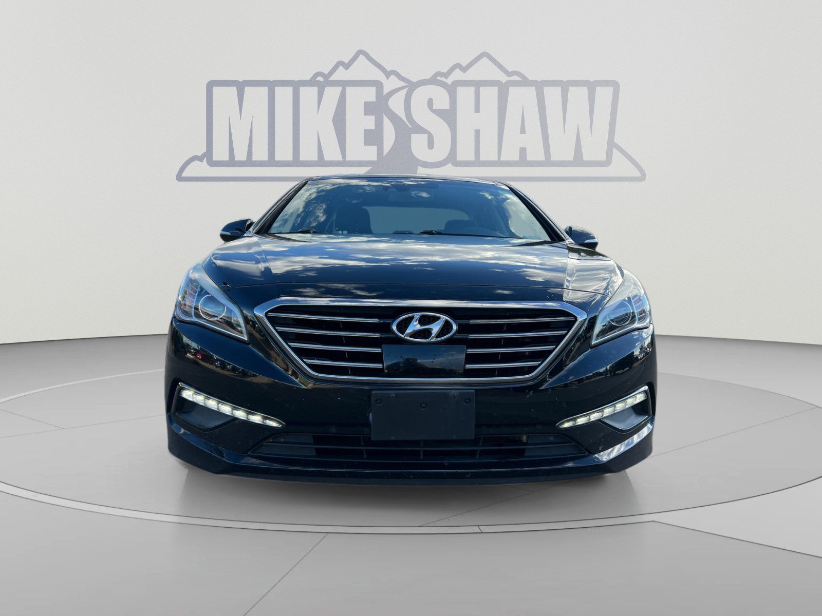 Used 2015 Hyundai Sonata Limited w/ Option Group 06 FWD image 8