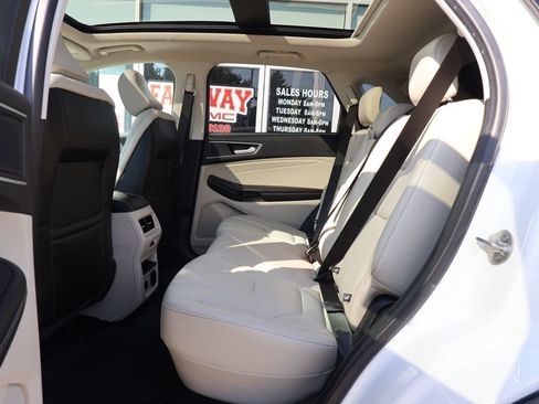 Used 2023 Ford Edge Titanium w/ Equipment Group 301A AWD/4WD image 19