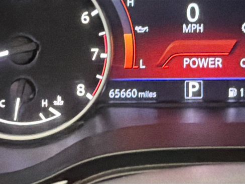 Used 2017 Nissan Maxima Platinum image 8