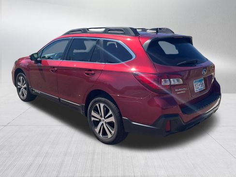 Used 2019 Subaru Outback 2.5i Limited AWD/4WD image 9