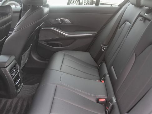 Used 2023 BMW 330i Sedan w/ M Sport Package RWD image 16