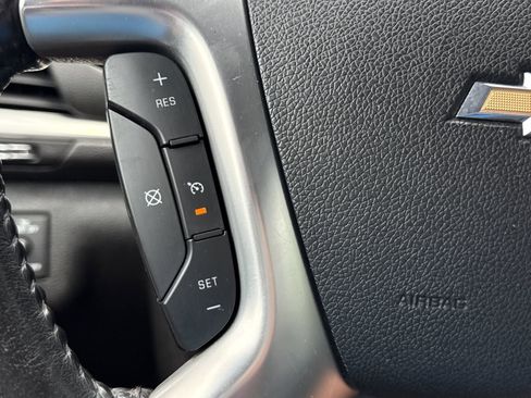 Used 2014 Chevrolet Traverse LT FWD image 24