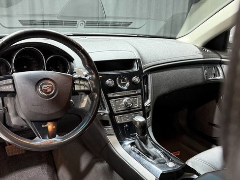 Used 2014 Cadillac CTS V image 2