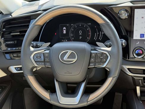 Used 2023 Lexus RX 350 Premium w/ Cold Area Package AWD/4WD image 9