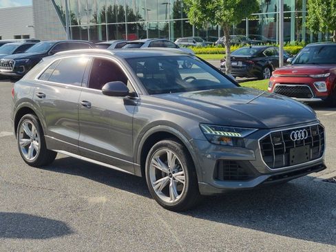 Used 2022 Audi Q8 Premium Plus w/ Premium Plus Package AWD/4WD image 3