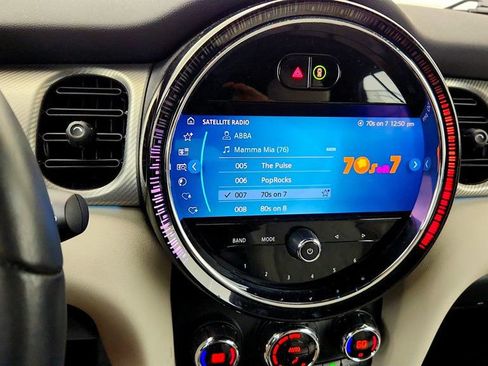 Used 2024 MINI Cooper S FWD image 19