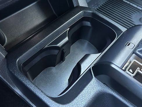 Used 2020 Toyota Tacoma SR image 46