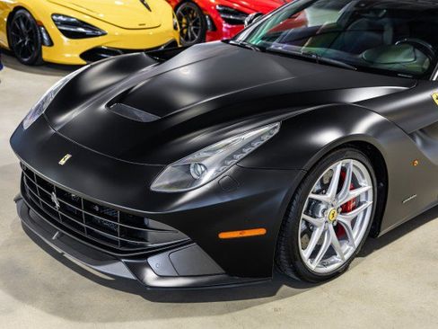 Used 2014 Ferrari F12 Berlinetta RWD image 16